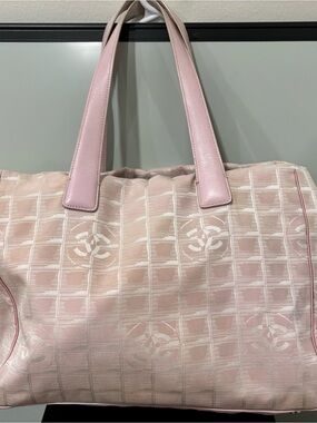 CHANEL Pink Quilted Logo Tote Bag